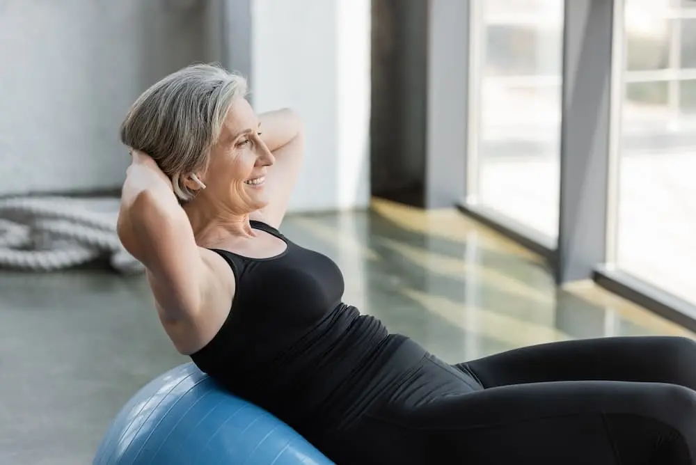 positive senior woman in black leggings and tank t 2023 11 27 05 35 21 utc